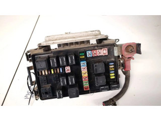 Блок предохранителей p05026021aa Dodge Magnum