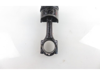 Píst Mitsubishi Pajero 4D56 T