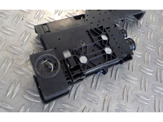 Блок предохранителей  32233798AE   Volvo S90, V90    