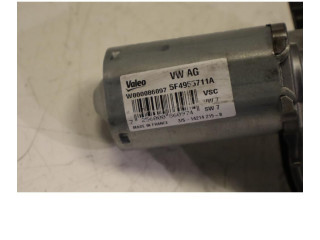 Моторчик заднего дворника 5F4955711A Skoda Octavia Mk3 (5E)