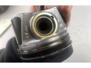 Поршень с шатуном 04LA, 011A Volkswagen Golf VII