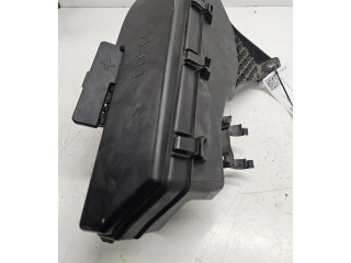 Блок предохранителей  9494210   Volvo XC90    