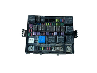 Блок предохранителей Y250P03, 07D02D SsangYong Rexton