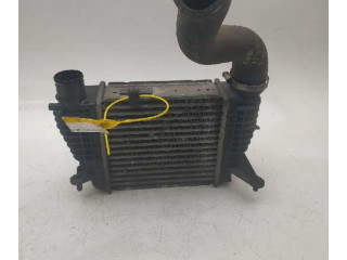 Интеркулер  8200471885A   Renault Clio III 