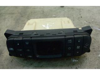 Блок управления климат-контролем    Mitsubishi Carisma