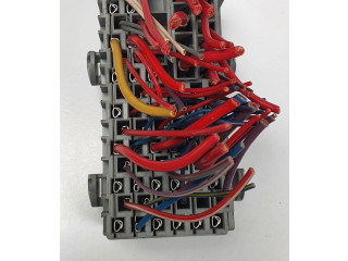 Блок предохранителей  8637669   Volvo XC90    