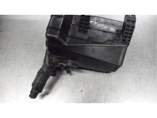 Pojistková skříňka G8C-208M-G Mitsubishi Pajero 2005