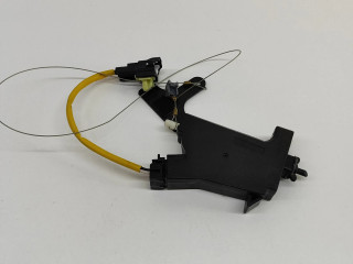 Электрический замок крышки