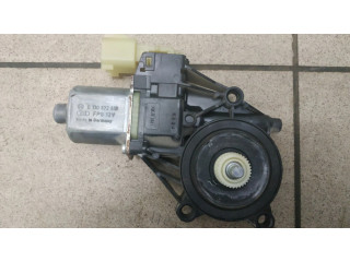 Передний двигатель механизма для подъема окон