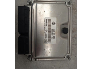 Блок управления двигателем Блок управления    Skoda Superb B5 (3U)
