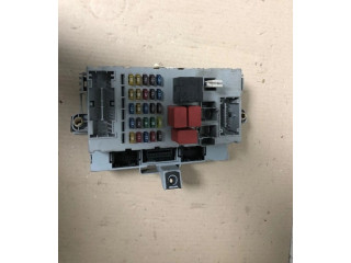 Блок предохранителей 51732916, 51732916 Fiat Idea