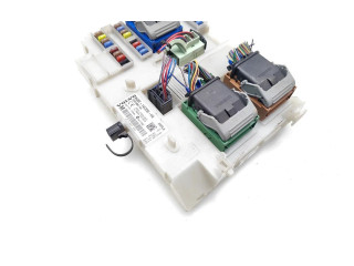 Блок предохранителей 31314867, 31314867AA   Volvo XC70    