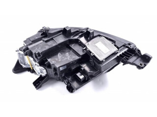 Передняя фара  