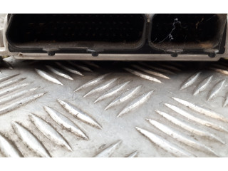 Блок управления двигателя 4D0907551M   Audi A8 S8 D2 4D