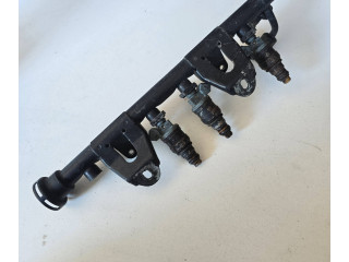 Топливная рампа 0280150902   Audi 80 90 S2 B4   для двигателя ADU