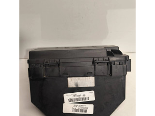 Блок предохранителей  68165691AB   Jeep Grand Cherokee    