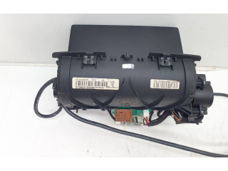 Дисплей    015609136800   Alfa Romeo Giulietta