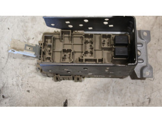 Блок предохранителей    Subaru Forester SG    