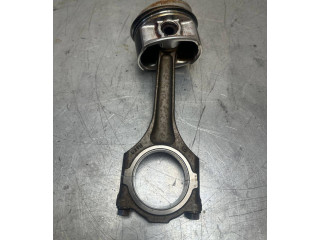 Поршень с шатуном AAA 021e Volkswagen Golf III