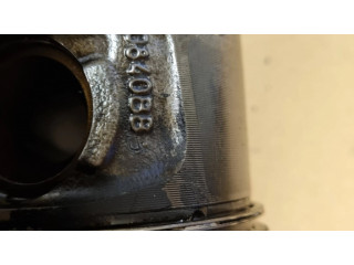 Píst 0840BB BMW 3 E92 E93 pro naftový motor 2.0