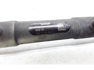 Топливная рампа 31216662, 30757146 Volvo XC90