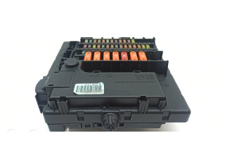 Блок предохранителей 6911922, 6905228   BMW Z4 E85 E86    