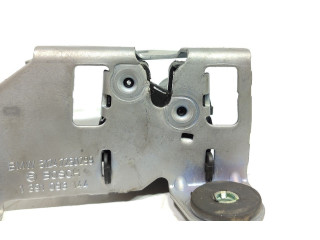 Замок багажника 7840918, 704    BMW M3 e92 2007 - 2013 года