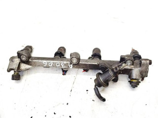 Топливная рампа    Rover 620 2.0 