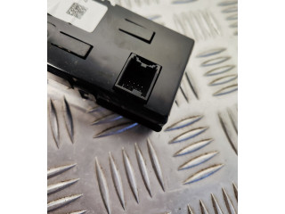 Дисплей    13338335   Opel Meriva B