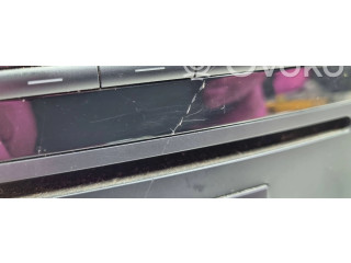 Pojistková skříňka Радио/ проигрыватель  / навигация A1698207589, 58006250KHZ   Mercedes-Benz B W245 2005