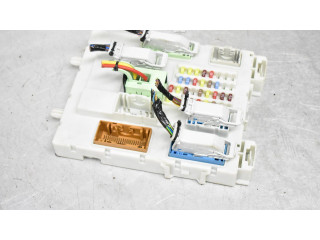 Блок предохранителей DV6T14A073RN   Ford Transit -  Tourneo Connect    