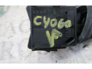 Ручка стеклоочистителей Opel Combo C