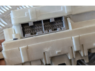 Блок предохранителей 8637B251, 216Z6V20023A Mitsubishi L200