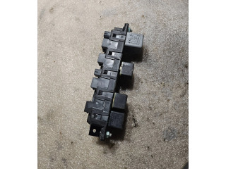   Pojistková skříňka 4A0941822, 896046   Audi A8 S8 D2 4D 1998