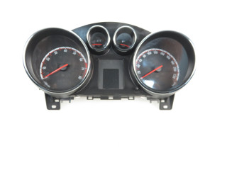 Панель приборов 13346172 Opel Meriva B