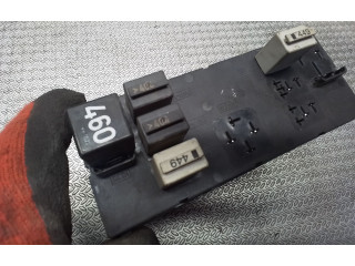 Zpětné zrcátko  Volkswagen Caddy 2007  3C0937049D  