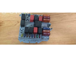 Блок предохранителей 0046802042 Alfa Romeo 166