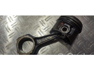 Поршень с шатуном Volvo 440 для бензинового двигателя 1.8