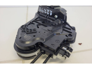 Zámek zadních dveří Peugeot 108 2021