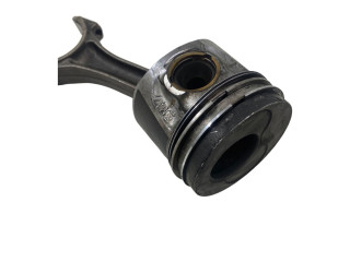  Поршень    Audi A3 S3 8P  