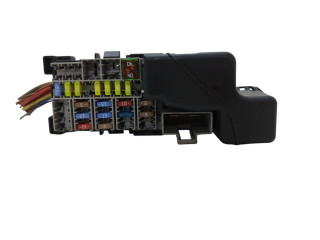 Блок предохранителей 30659288 Volvo S60