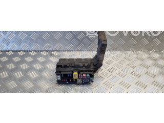 Pojistková skříňka Nissan Almera N16 2001