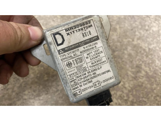 Блок управления MR309682, X1T13972M   Mitsubishi L200
