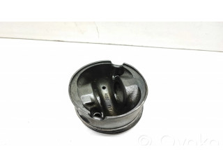 Píst 0840BB BMW 5 E60 E61 pro naftový motor 2.0