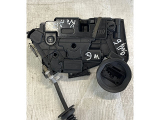 Замок багажника 5K4839015M    Volkswagen Golf VI 2008 - 2013 года