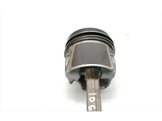  Поршень с шатуном    Volkswagen Golf Cross  