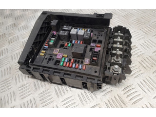 Ящик предохранителей (комплект) 84572692, 812968063   Chevrolet Camaro