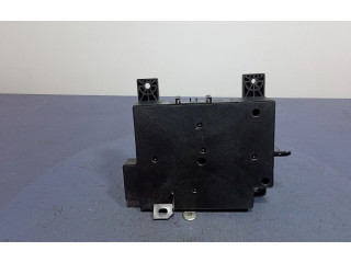 Блок предохранителей 8637B560, 8637B560 Mitsubishi Lancer VIII