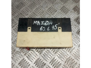 Блок управления климат-контролем    Mazda 626