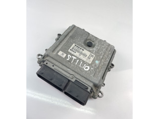 Блок управления двигателем Блок управления 30729826A, 0281012103   Volvo V70